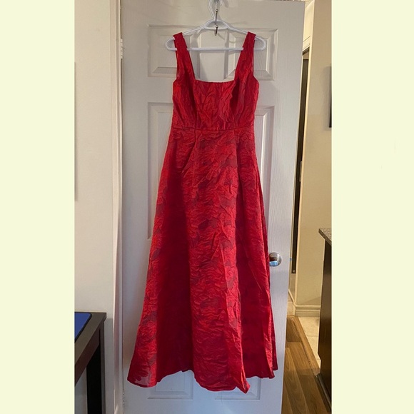 Fashion Nova Dresses & Skirts - Elegant Red Textured A-Line Evening Dress